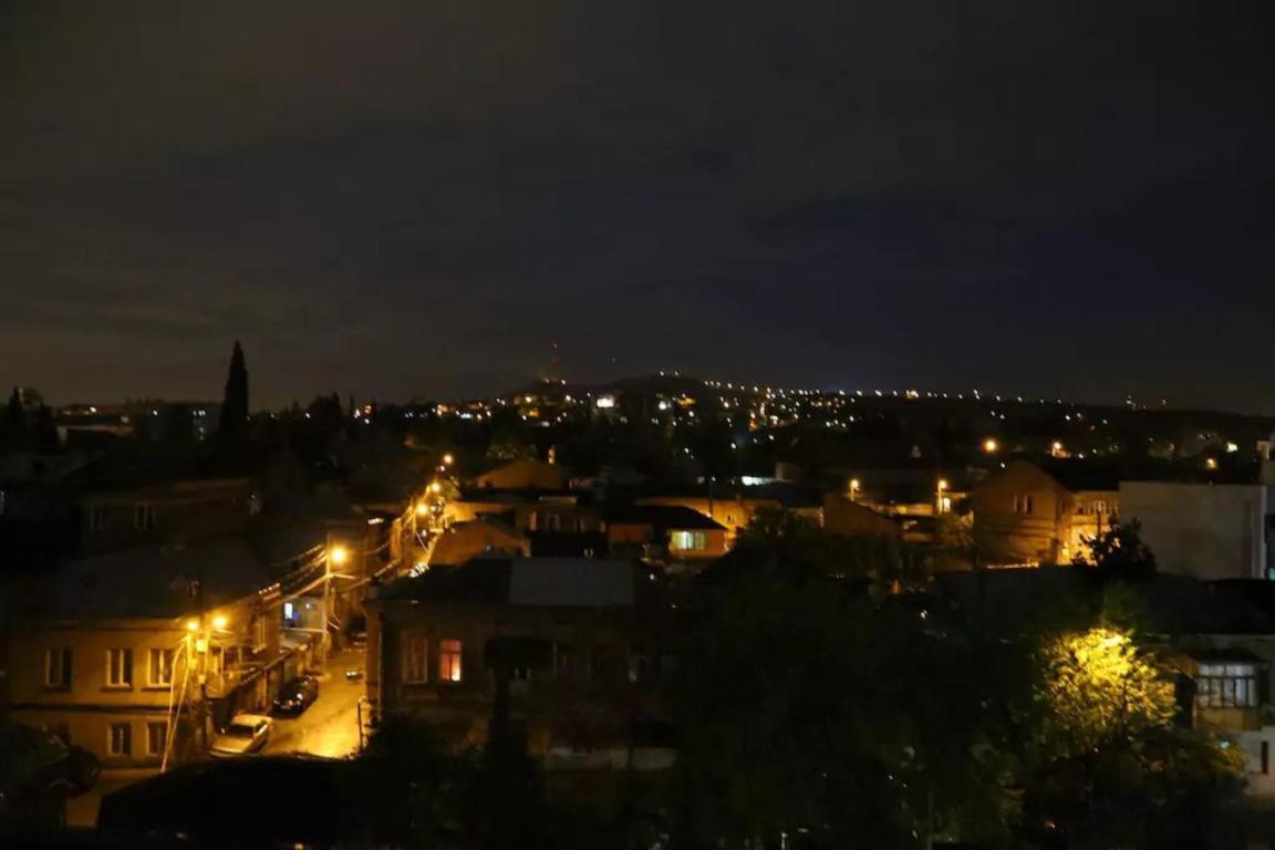 Your Home In Tbilisi: Cosy Stay In The Old City Εξωτερικό φωτογραφία